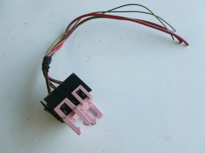 1997 BMW 528i E39 - Pink Relay Holder Connector w/ Pigtail 8366562